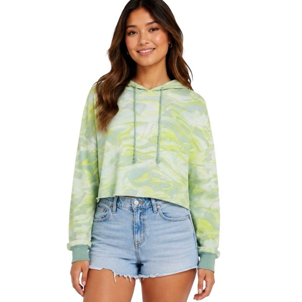 Wild Fable Reseller Bundle - Tops - Assorted Sizes - 17 Pieces - $2.94/each - Picture 2 of 12